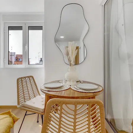 شقة 1br Cosy Heart Of Santos W Ac | By Airnest Lisboa