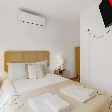 1br Cosy Heart Of Santos W Ac | By Airnest